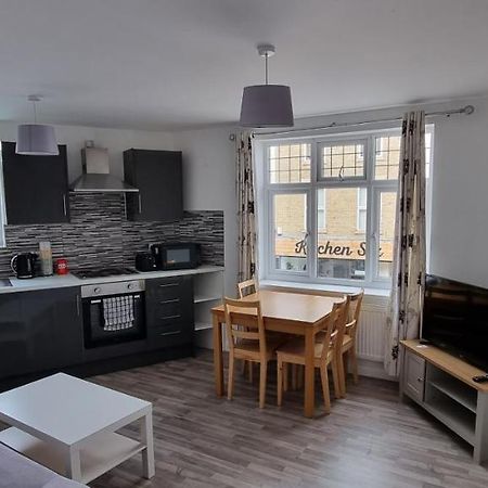 Appartement VH Premier Flat 3 à Gillingham  Extérieur photo