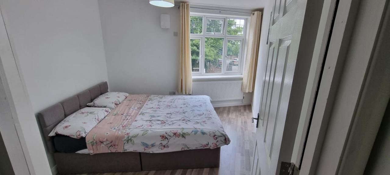 Appartement VH Premier Flat 3 à Gillingham  Extérieur photo