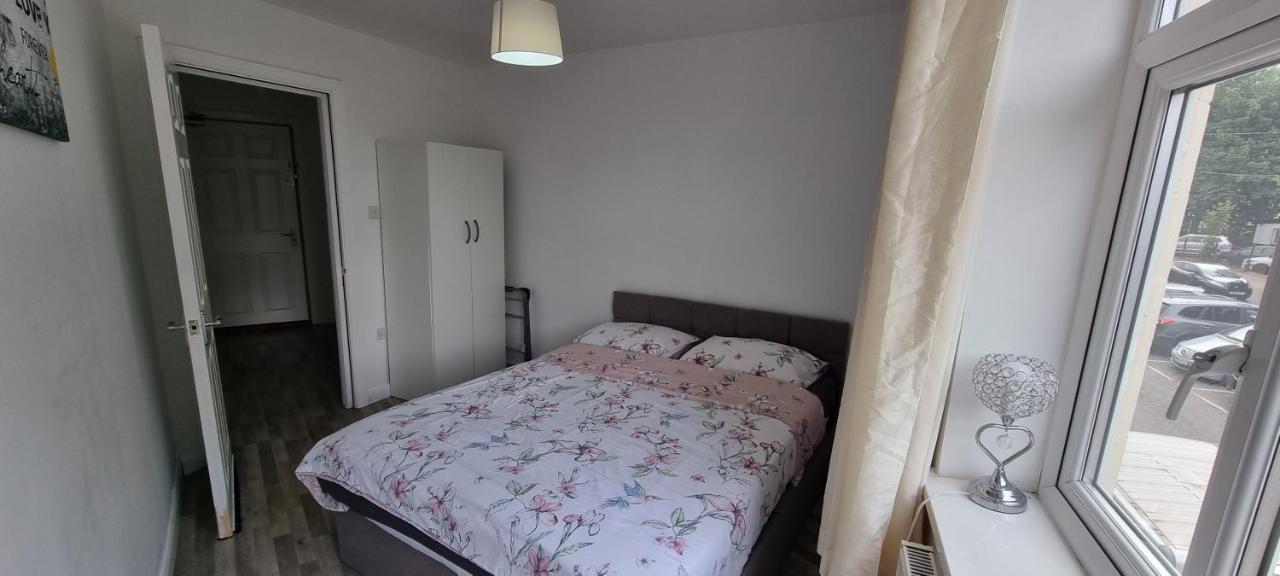 Appartement VH Premier Flat 3 à Gillingham  Extérieur photo